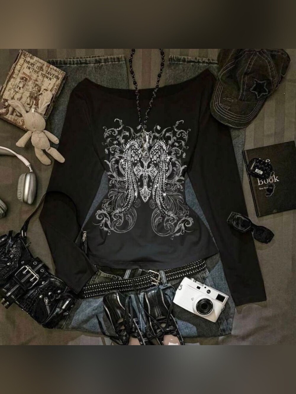 Y2K Long-Sleeve Off Shoulder Black Top